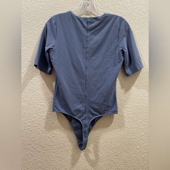 Everlane Classic Blue Short Sleeve Bodysuit - Picture 3 of 4